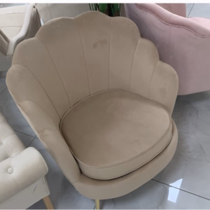 Školjka fotelja kapućino